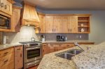 Fully equipped gourmet Kitchen.
